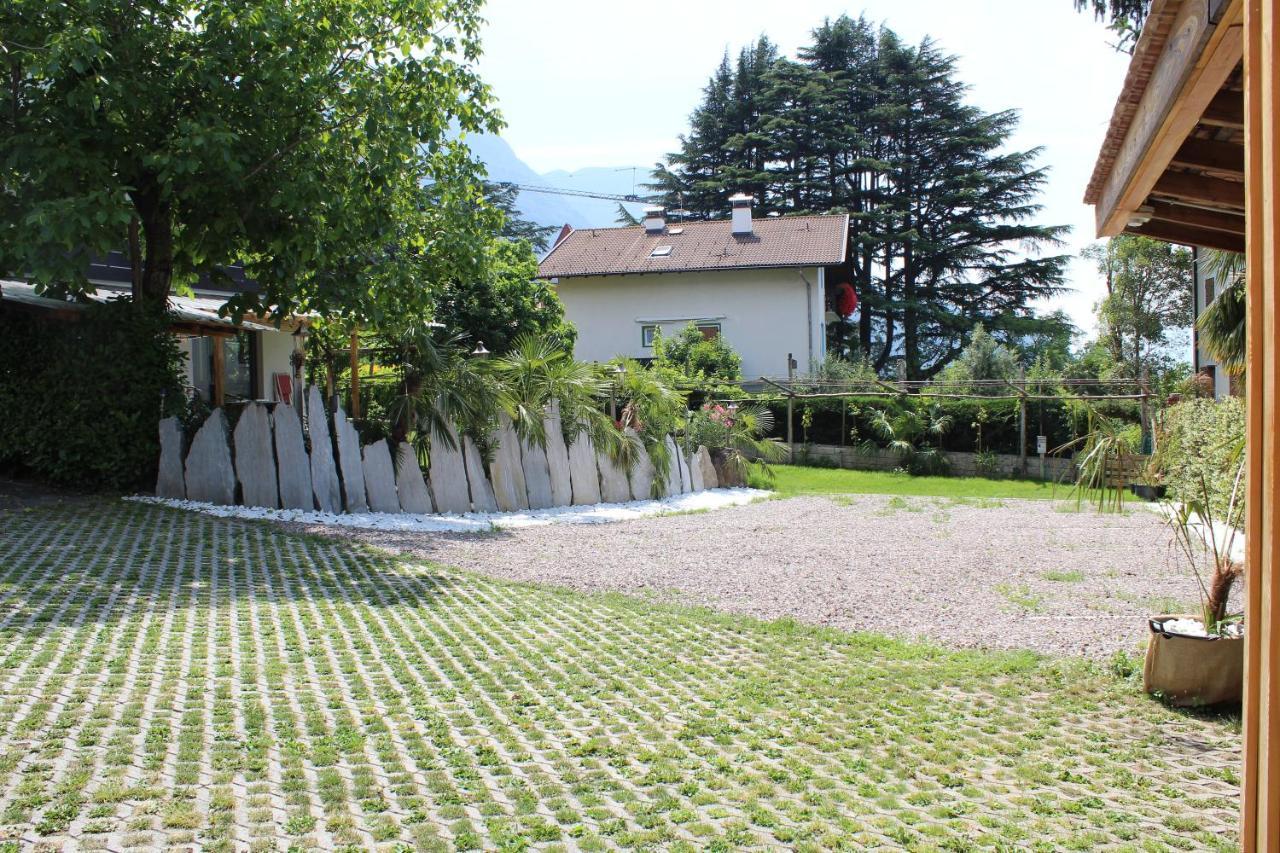 Garni Weingut Hotel Merano Exterior photo