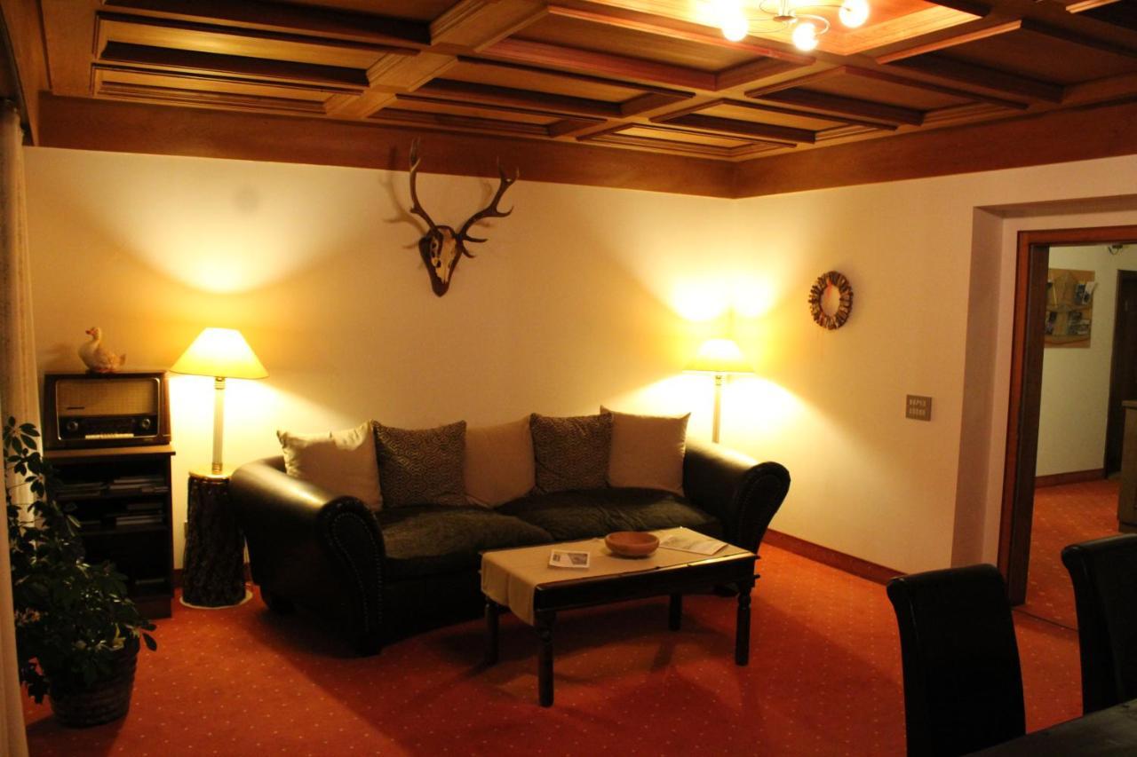Garni Weingut Hotel Merano Exterior photo